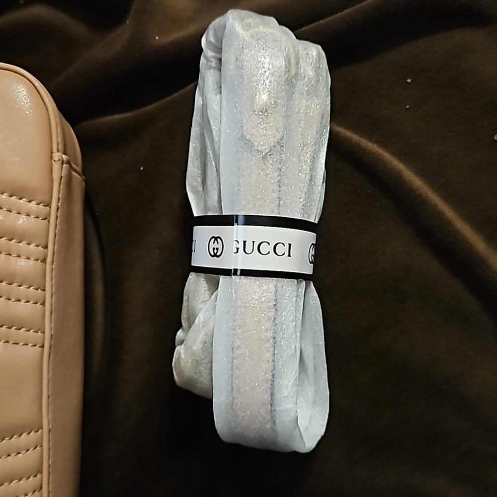 Gucci Handbag - Picture 5 of 8